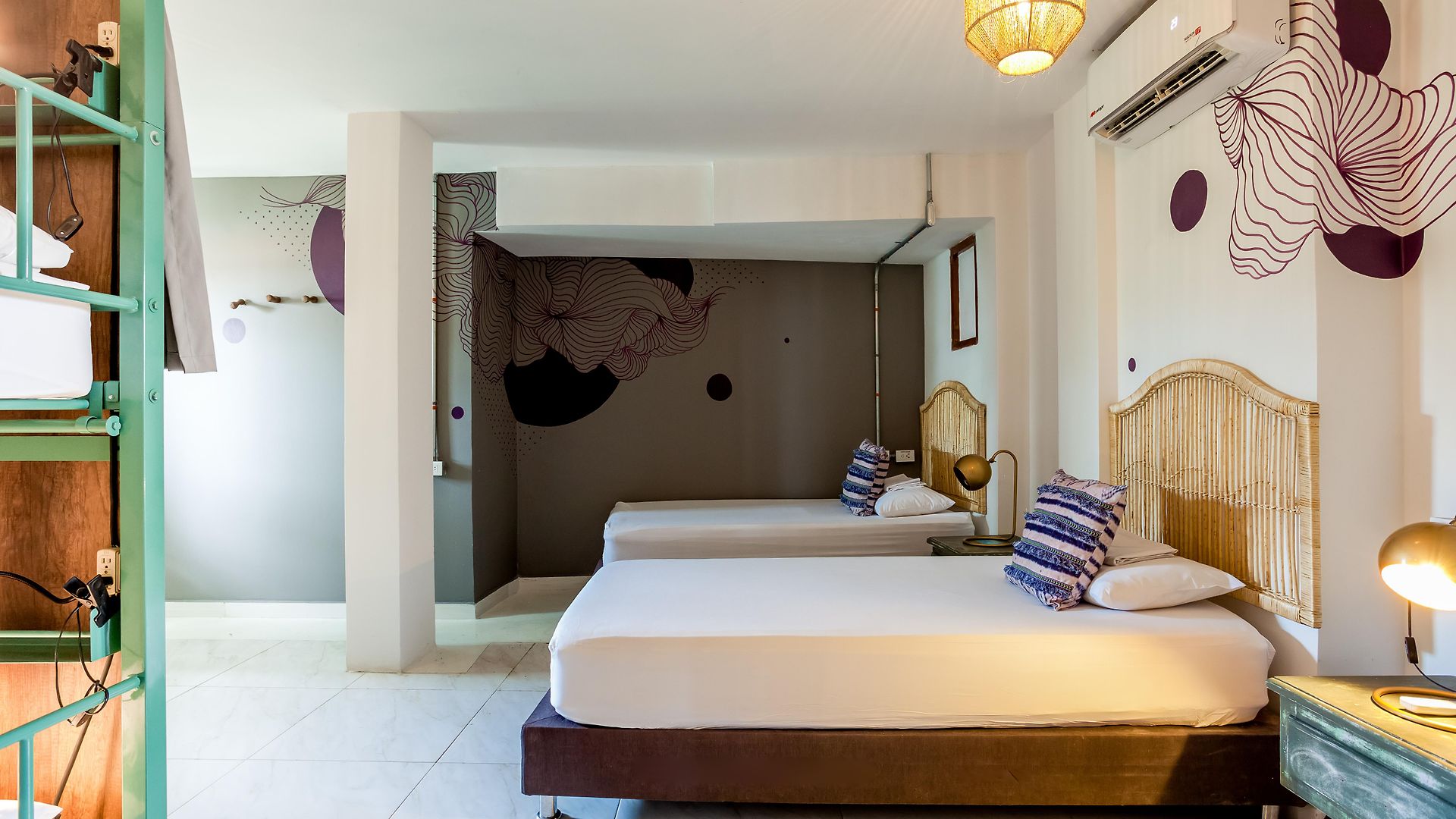 Socialtel Hotel 3*