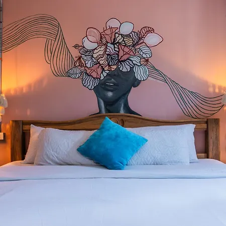 Socialtel Hotel 3*