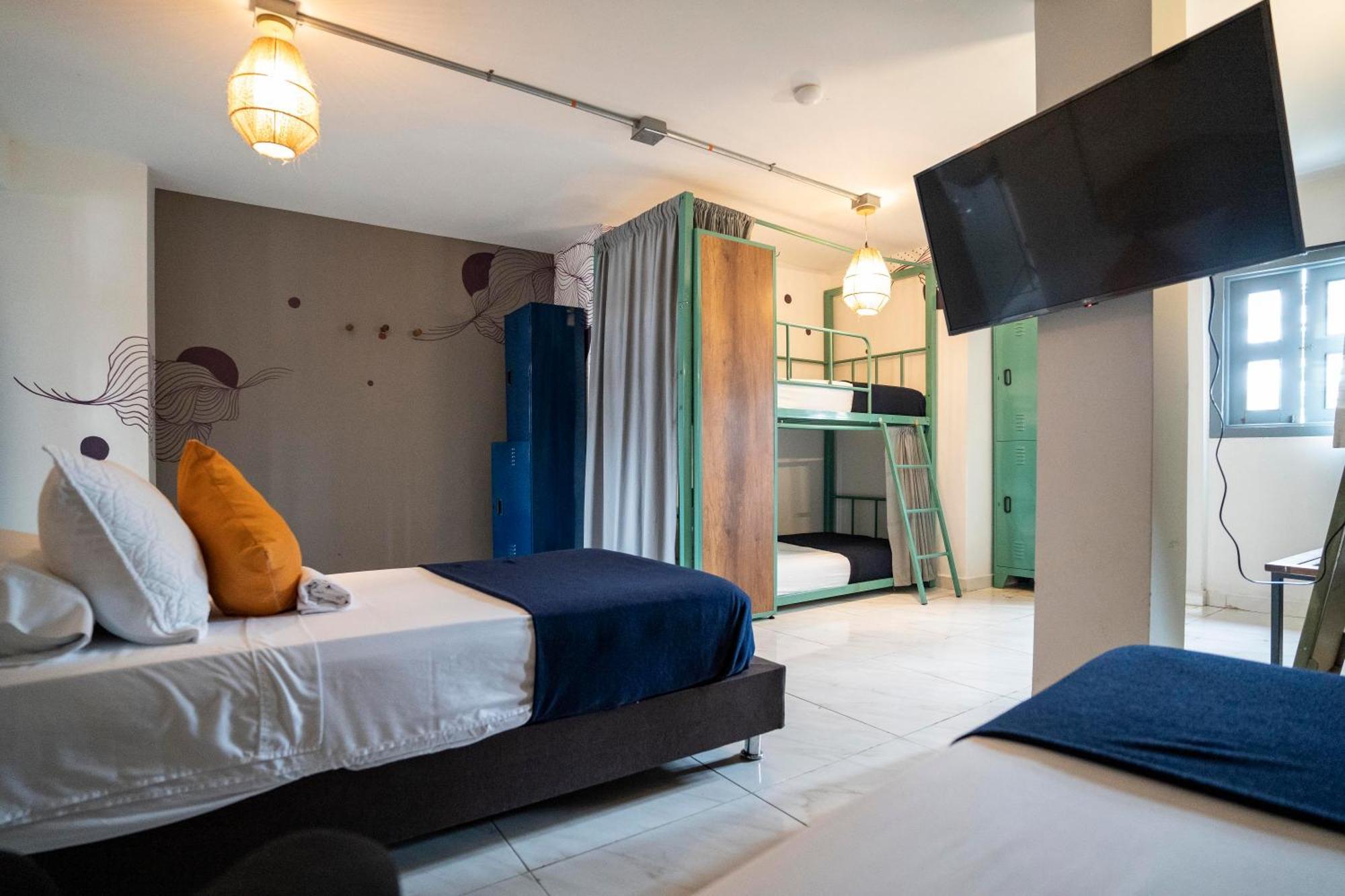 Hotel Socialtel 3*